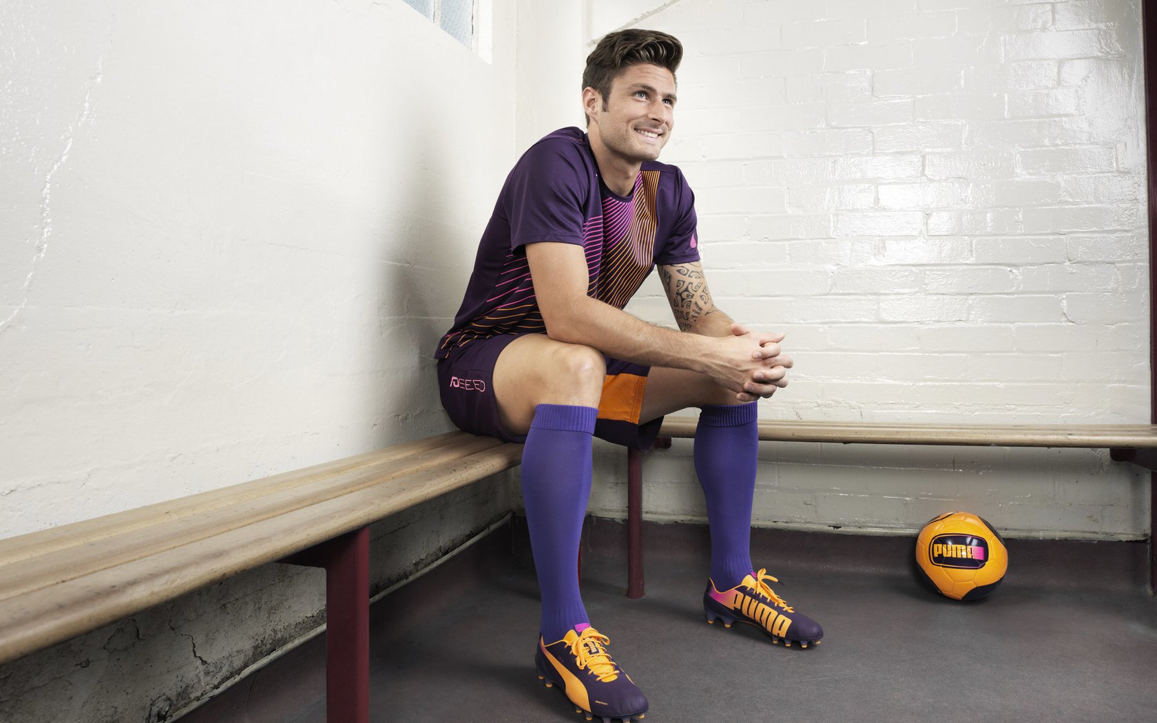 爱游戏官网-西甲瞬间进球：精彩镜头不断刷屏！，西甲球队进球纪录